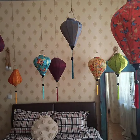 Villa Creative Retreat And Artist Haven Bohemian On Calea Victoriei