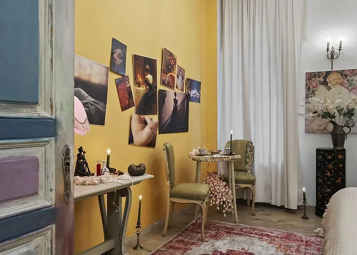 Creative Retreat And Artist Haven Bohemian On Calea Victoriei بوخارست