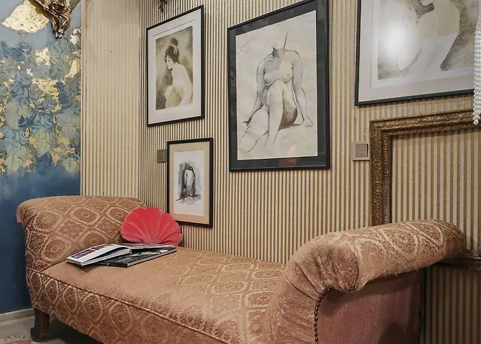 Creative Retreat And Artist Haven Bohemian On Calea Victoriei